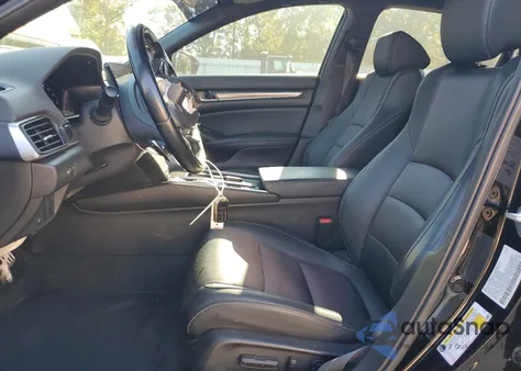 2022 Honda Accord Hybrid Sport z USA, uszkodzony, nr VIN 1HGCV3F24NA014026